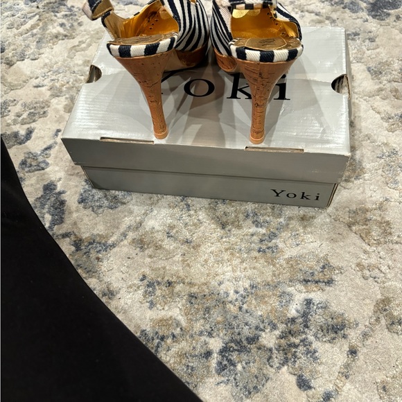 Yoki blue & white striped peep toe heel. - Picture 11 of 14